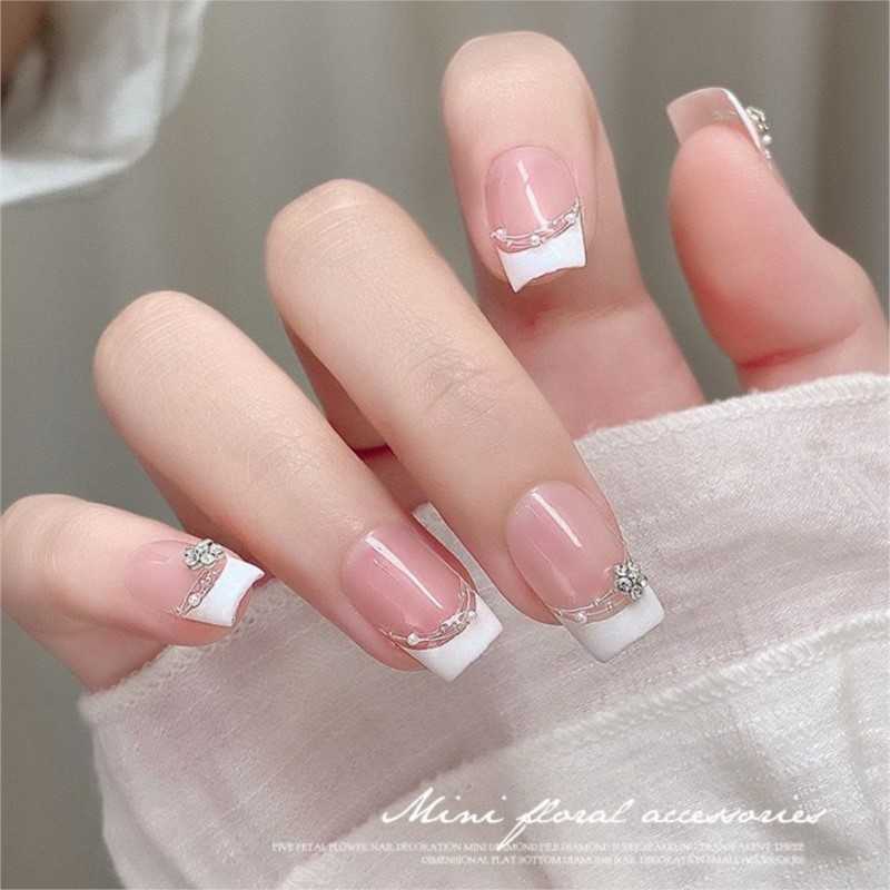 20 pièces de mini fleurs de pr - Nail Art Zone avis et prix
